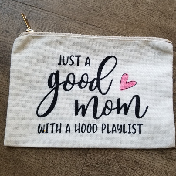 2/$25 Just a Good Mom Makeup Bag Brand New - Picture 1 of 1
